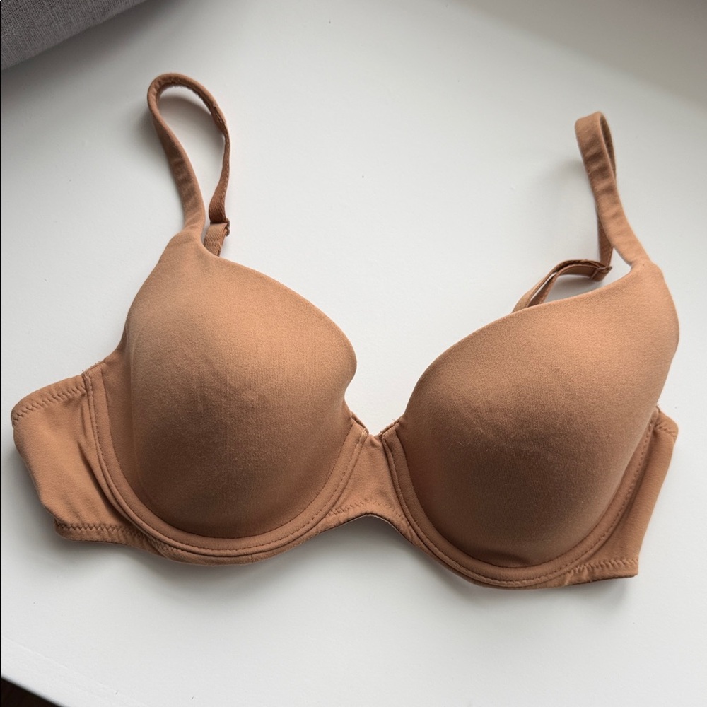 Body by Victoria Shaping Demi Bra